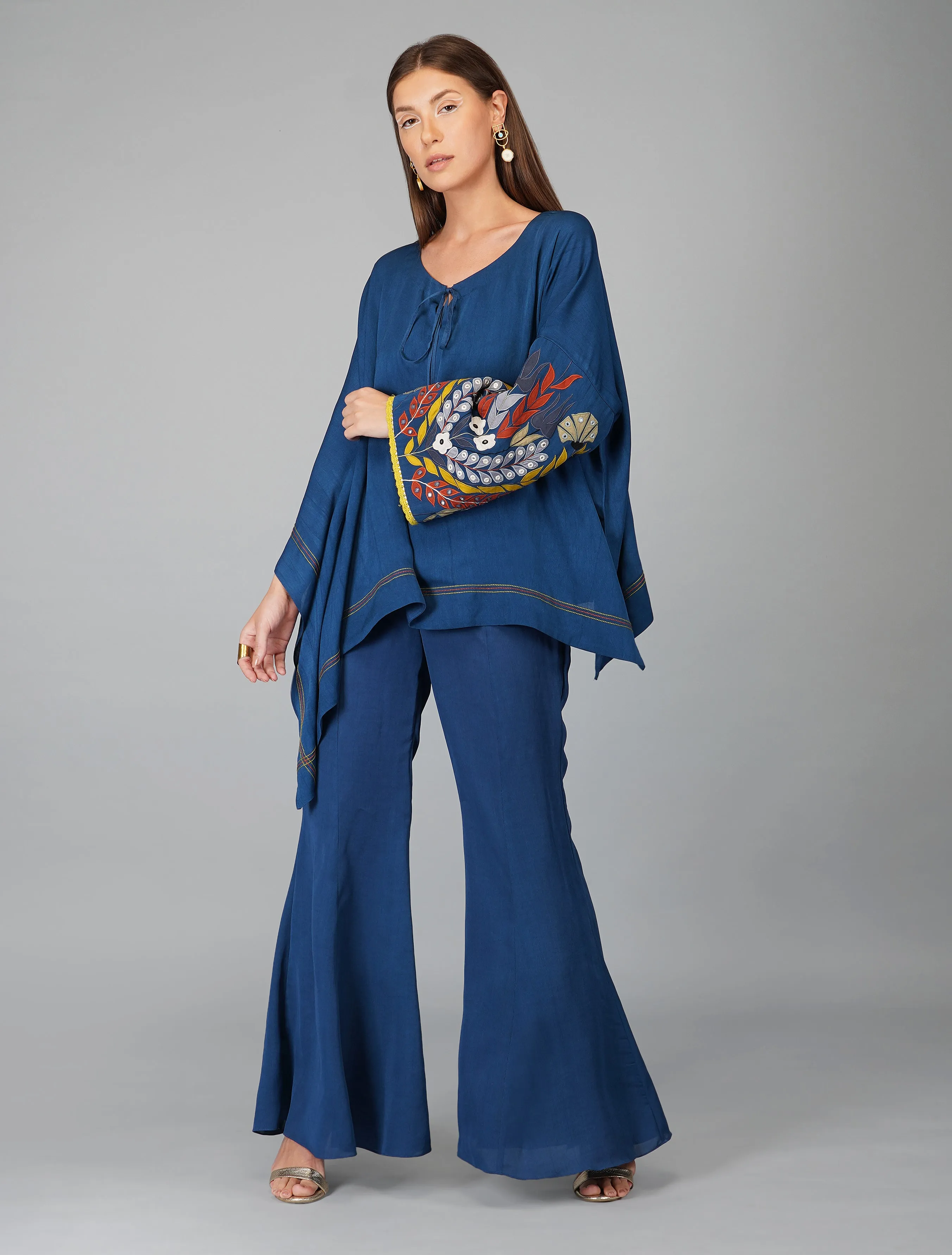 APPLIQUE SLEEVES EGYPTIAN BLUE CAPE SET