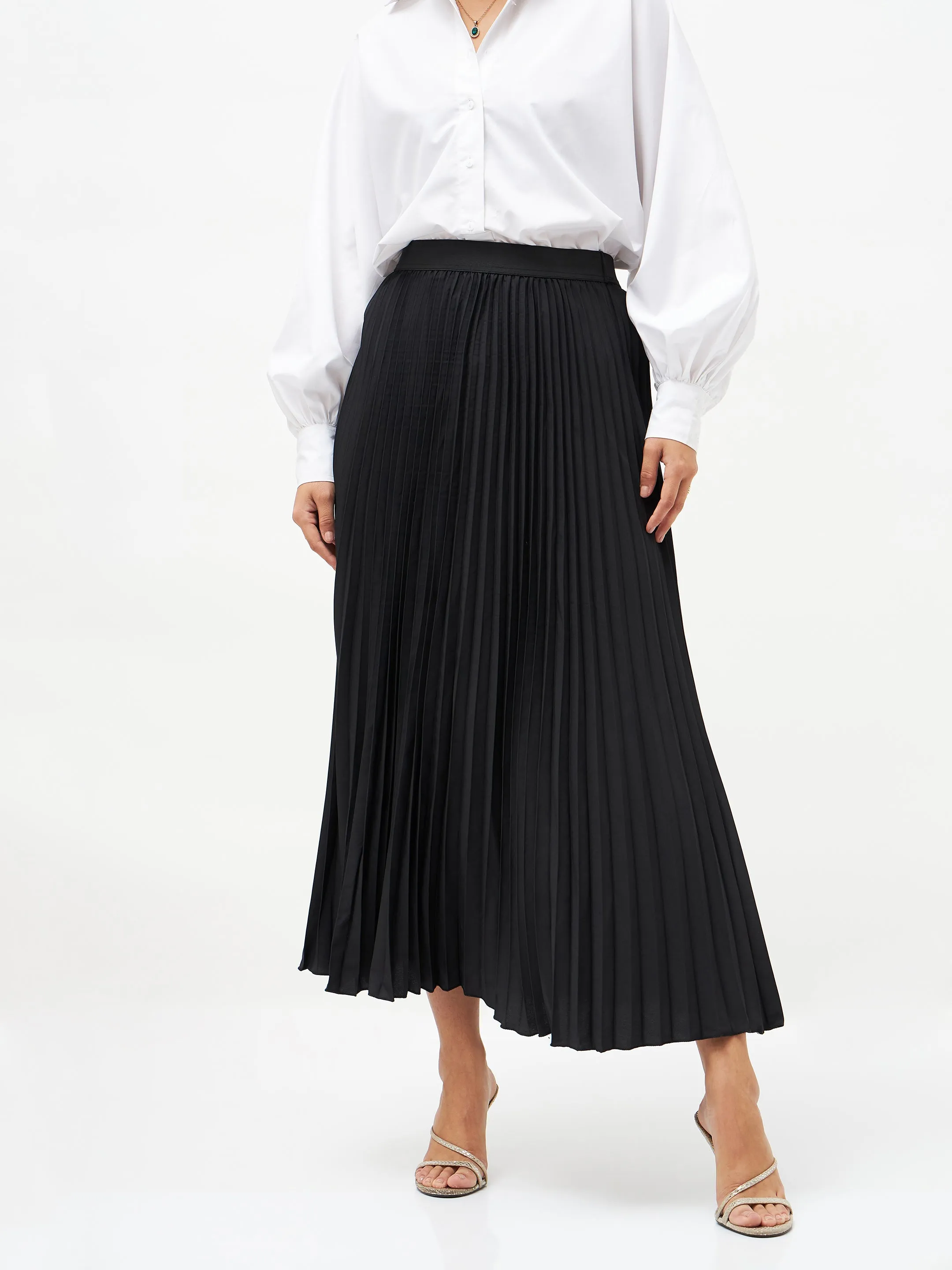 Black Pleated Maxi Skirt