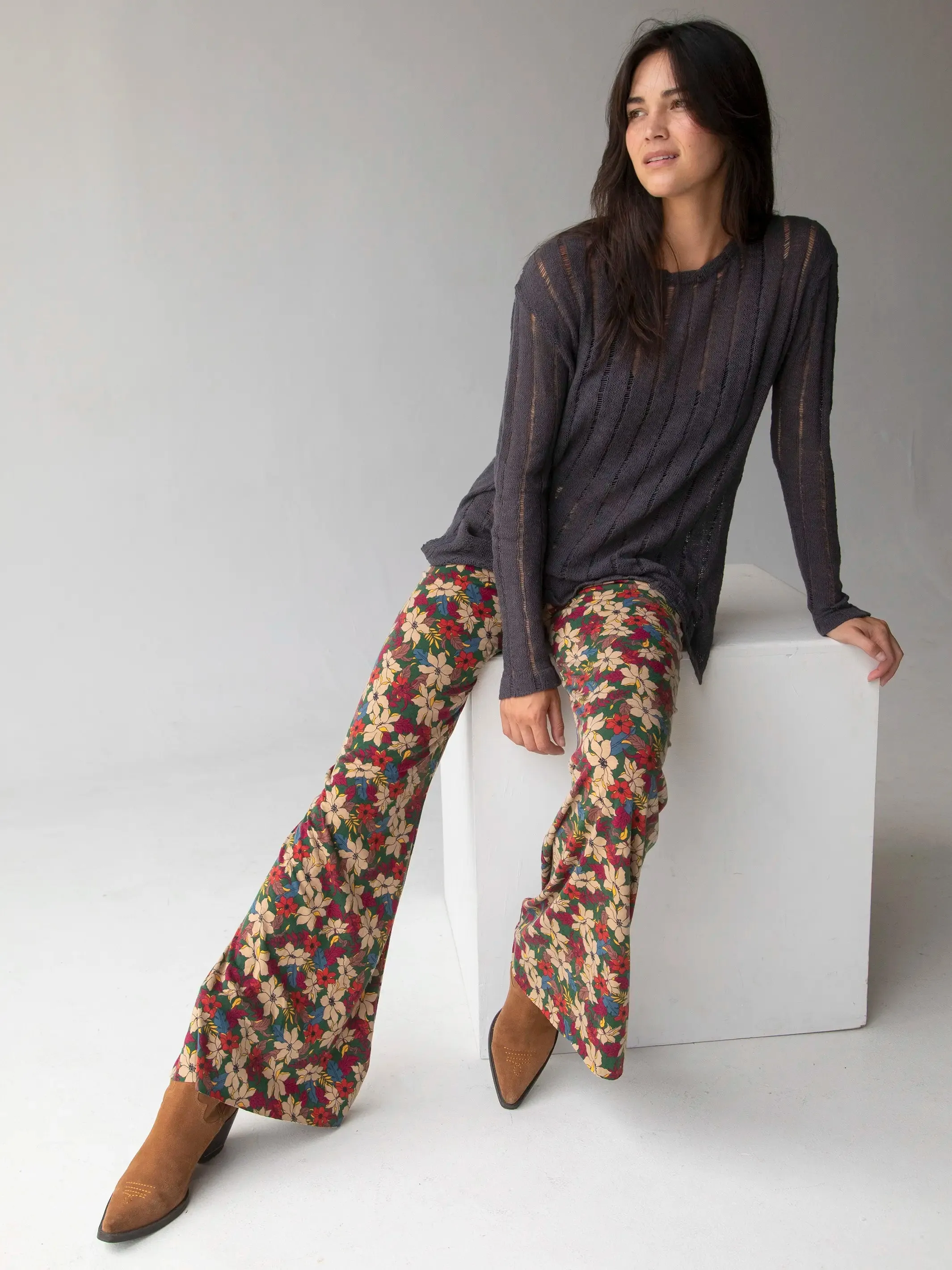 Cali Knit Flare Pant - Green White Lilies