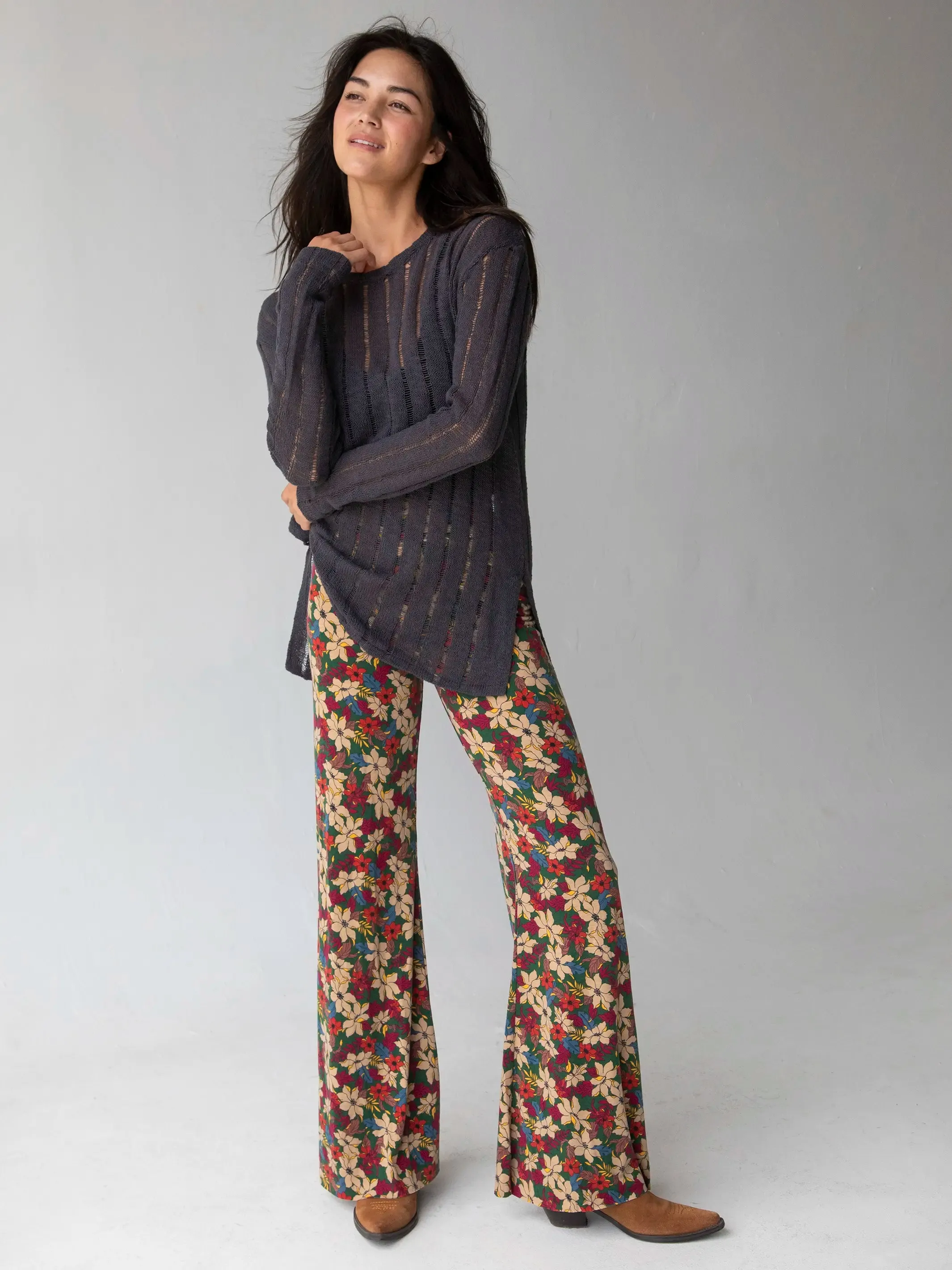 Cali Knit Flare Pant - Green White Lilies