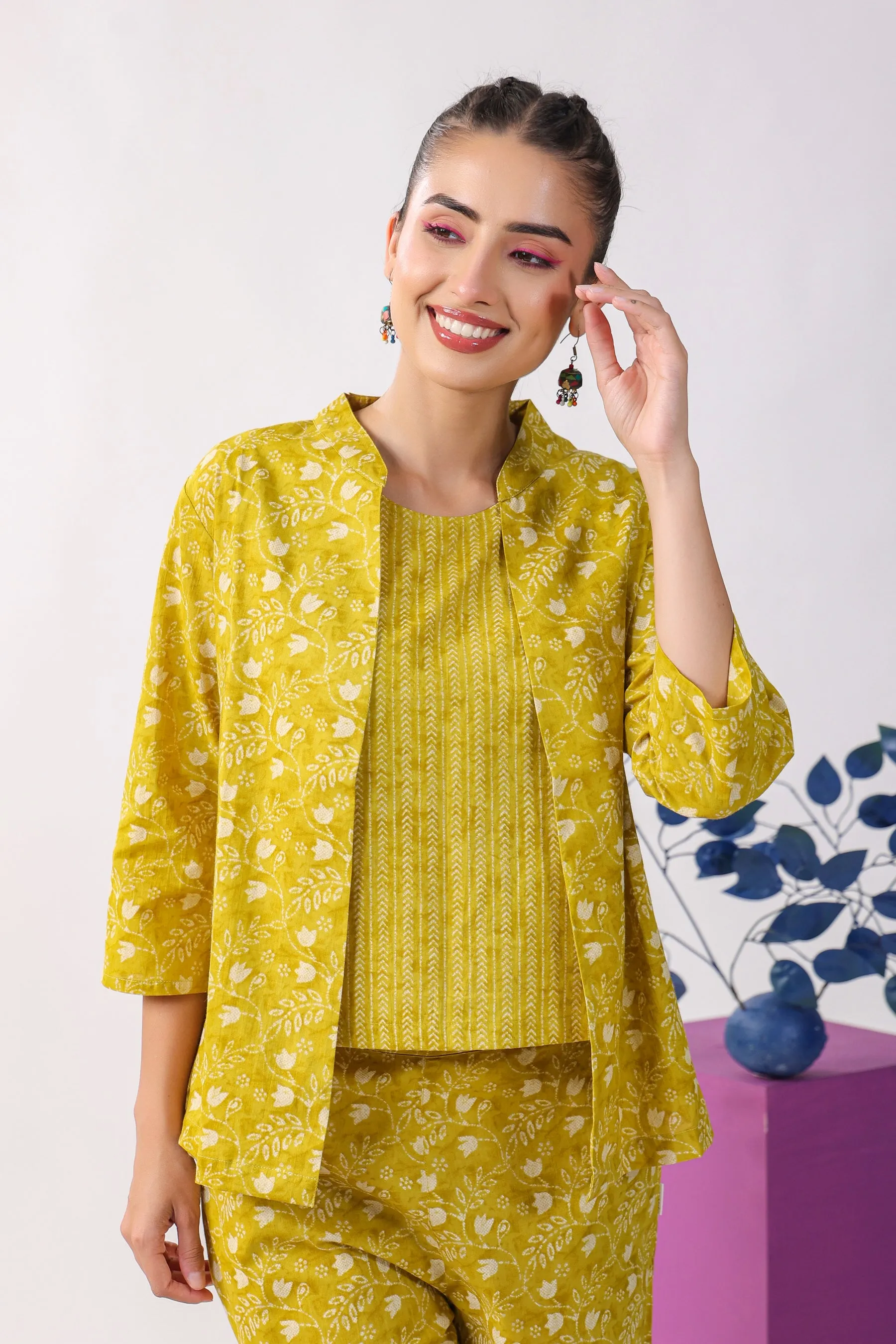 Dainty Florals with Arrows on Yellow Cotton Shrug Set