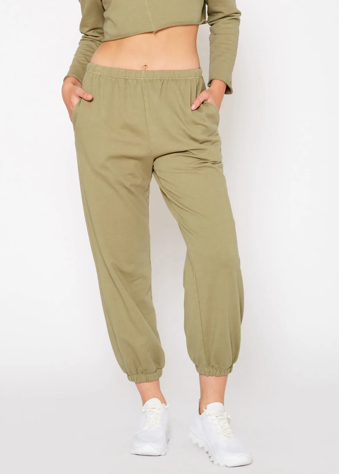 Essential French Terry Sweatpants In Olive