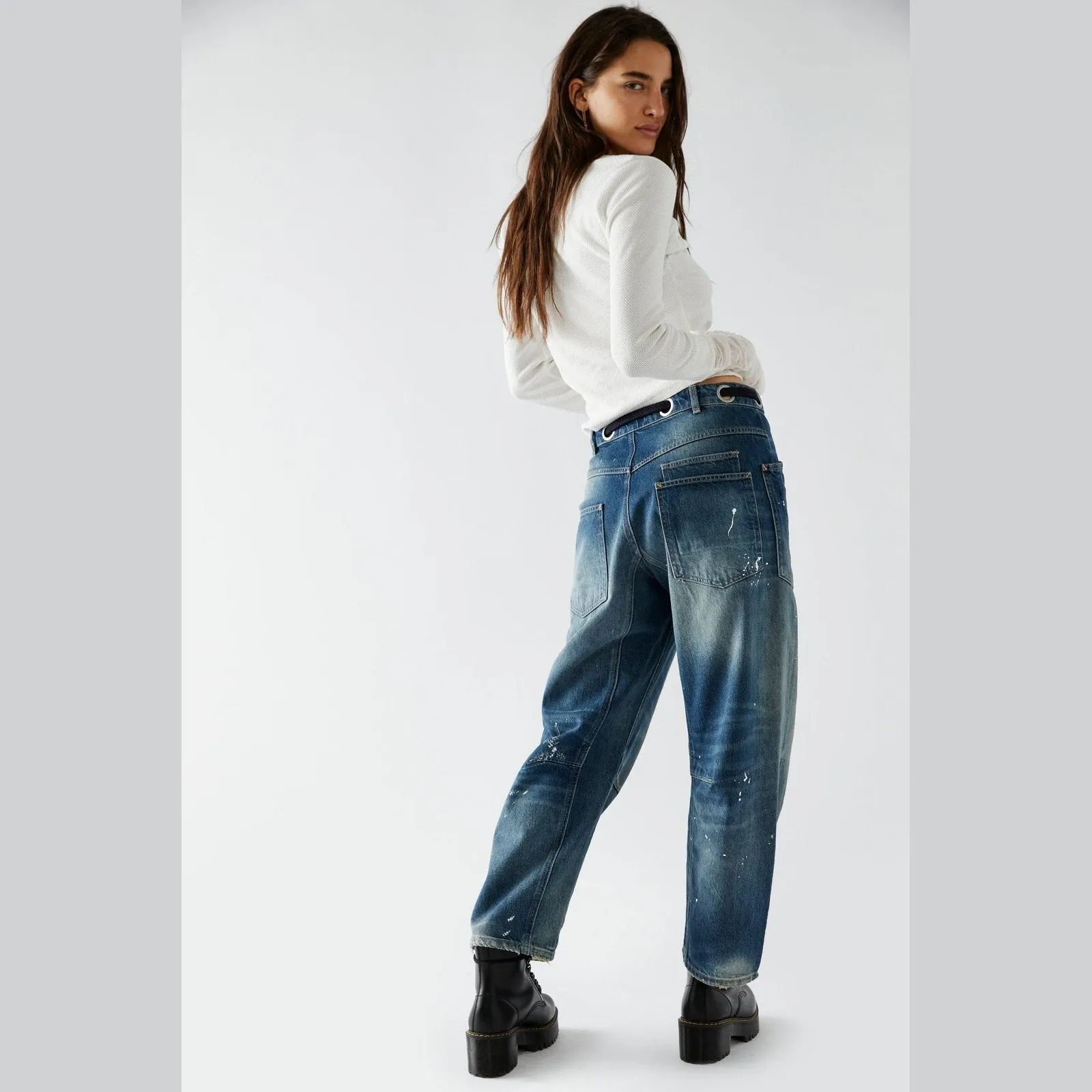 Sure! Heres an optimized title with descriptive modifiers:

Free People Womens Moxi Stretch Pull-On Barrel Leg Jeans