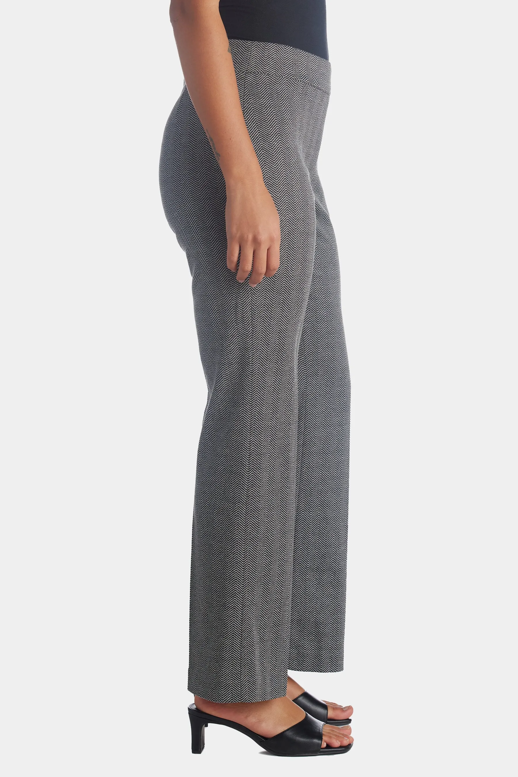 Herringbone Pull On Wide Leg Pant