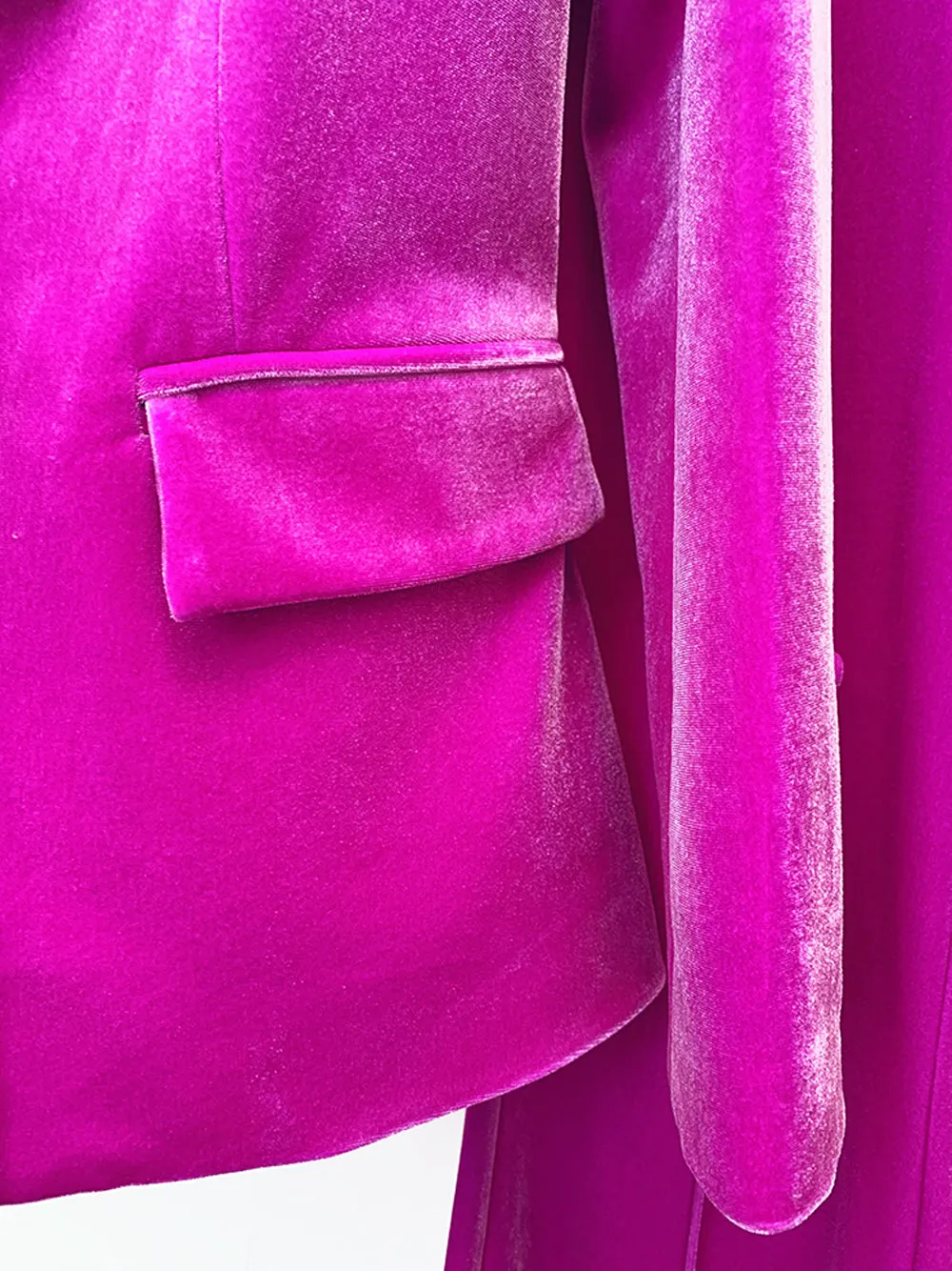 HINIYA Velvet Blazer & Flared Pants Set in Fuchsia