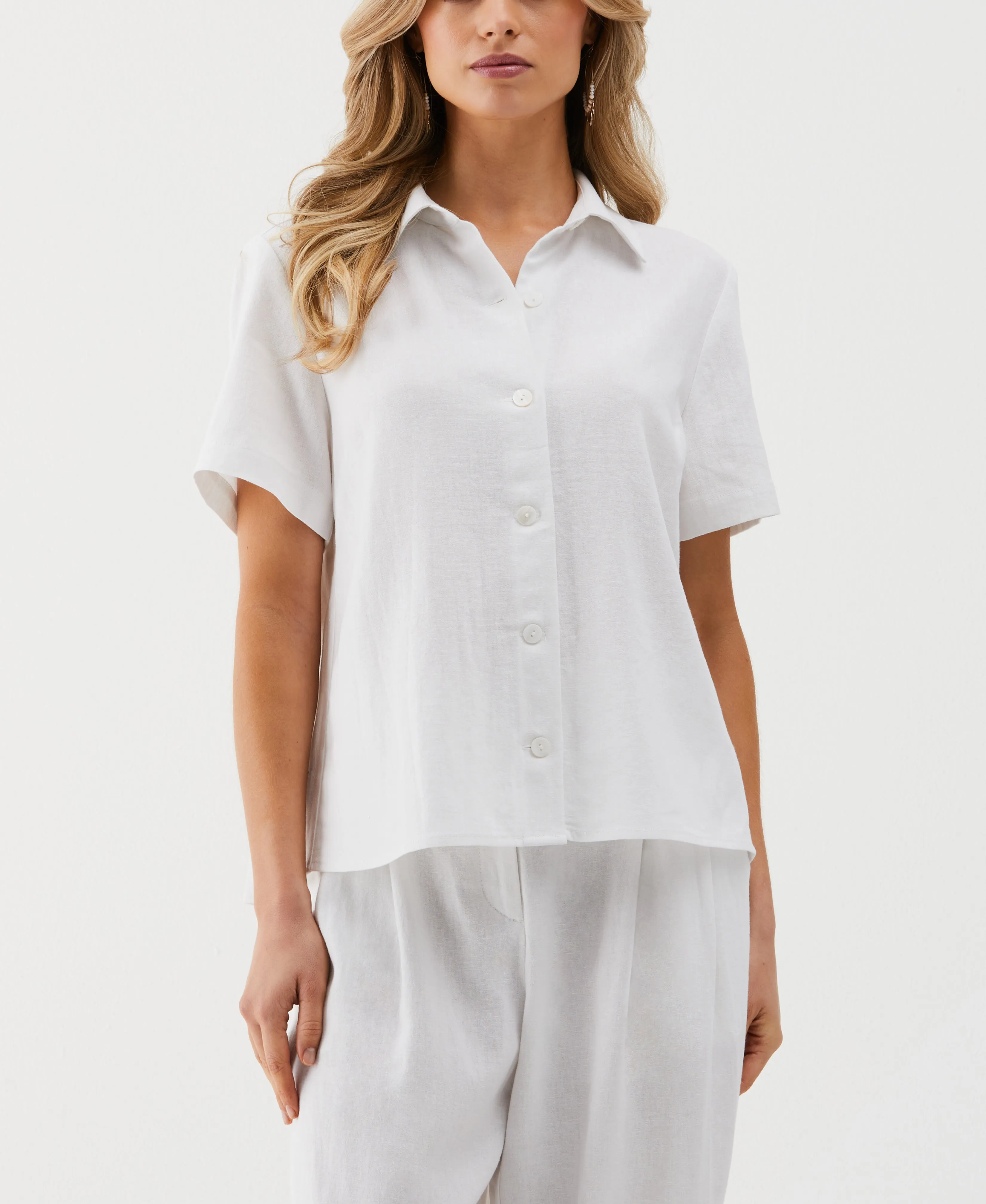 Linen Blend Pleated Back Top