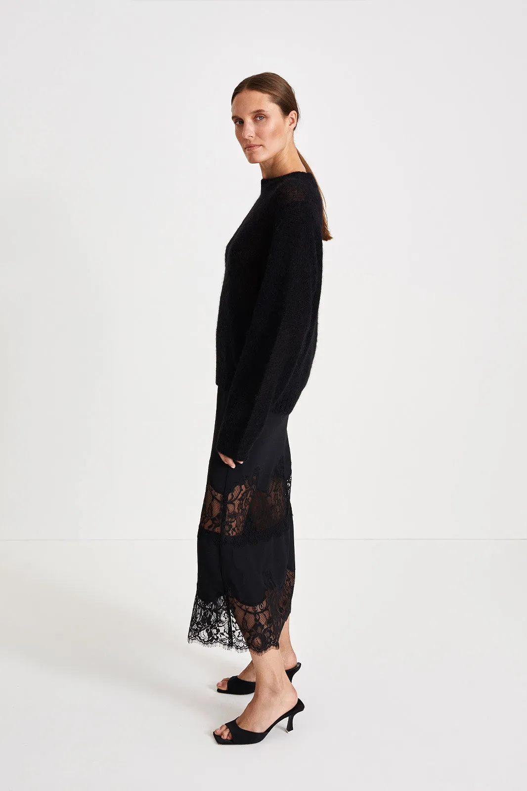 MAGDA LACE SKIRT - BLACK