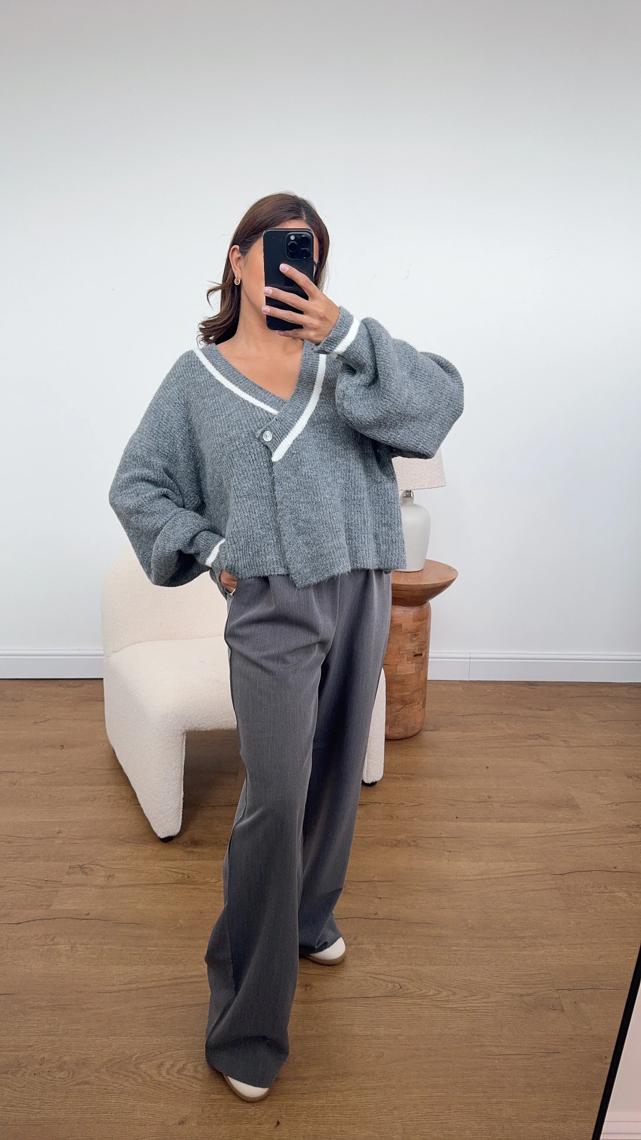 Naia trousers in grey