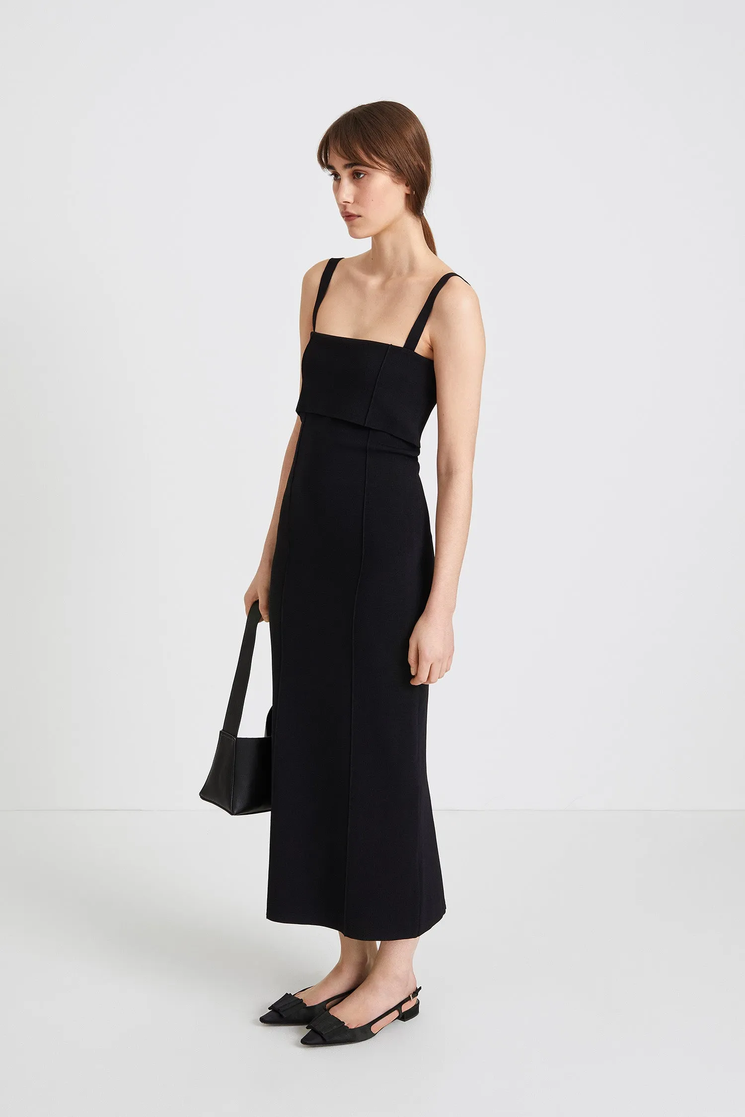 PEG DRESS - BLACK