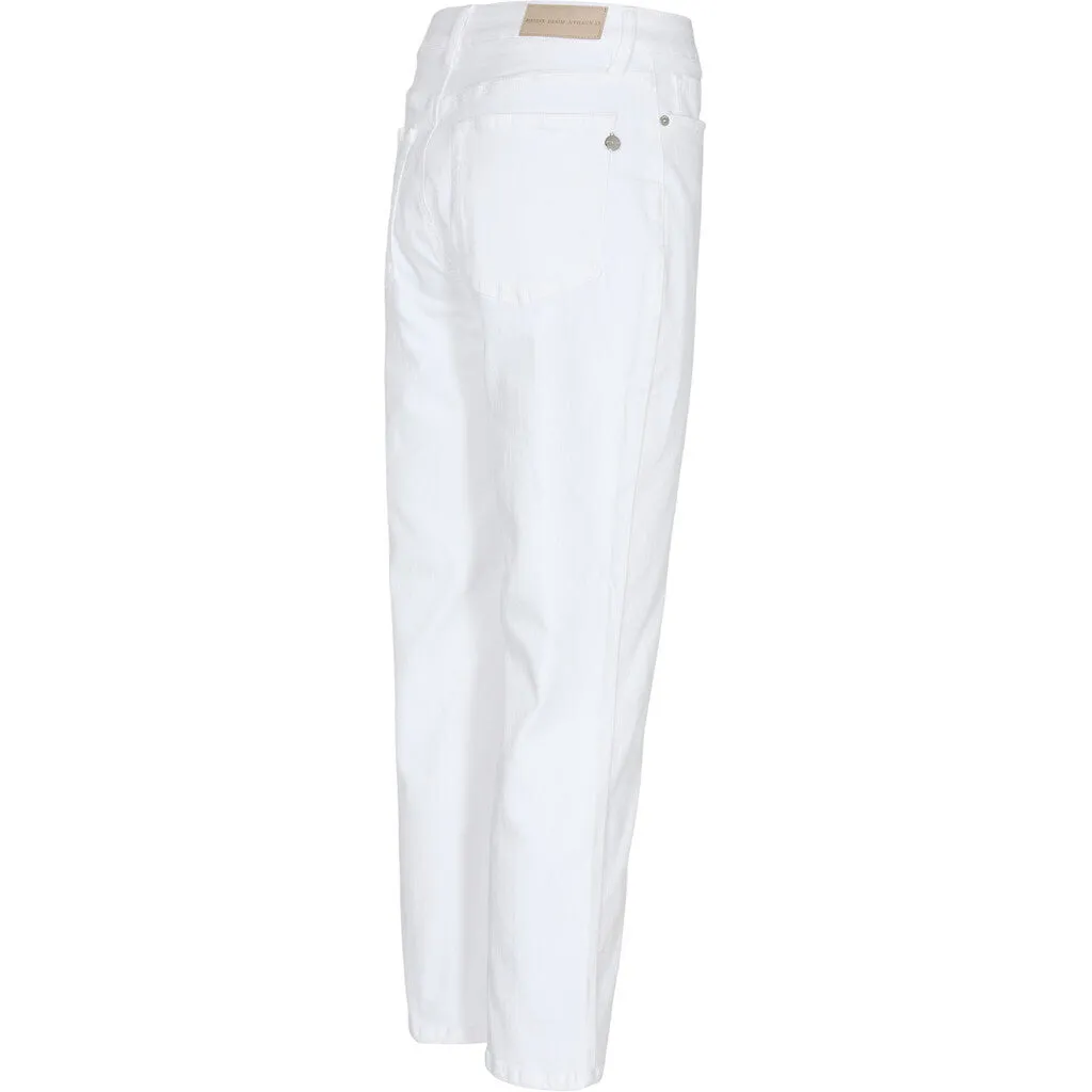 Pieszak Trisha Jean in White