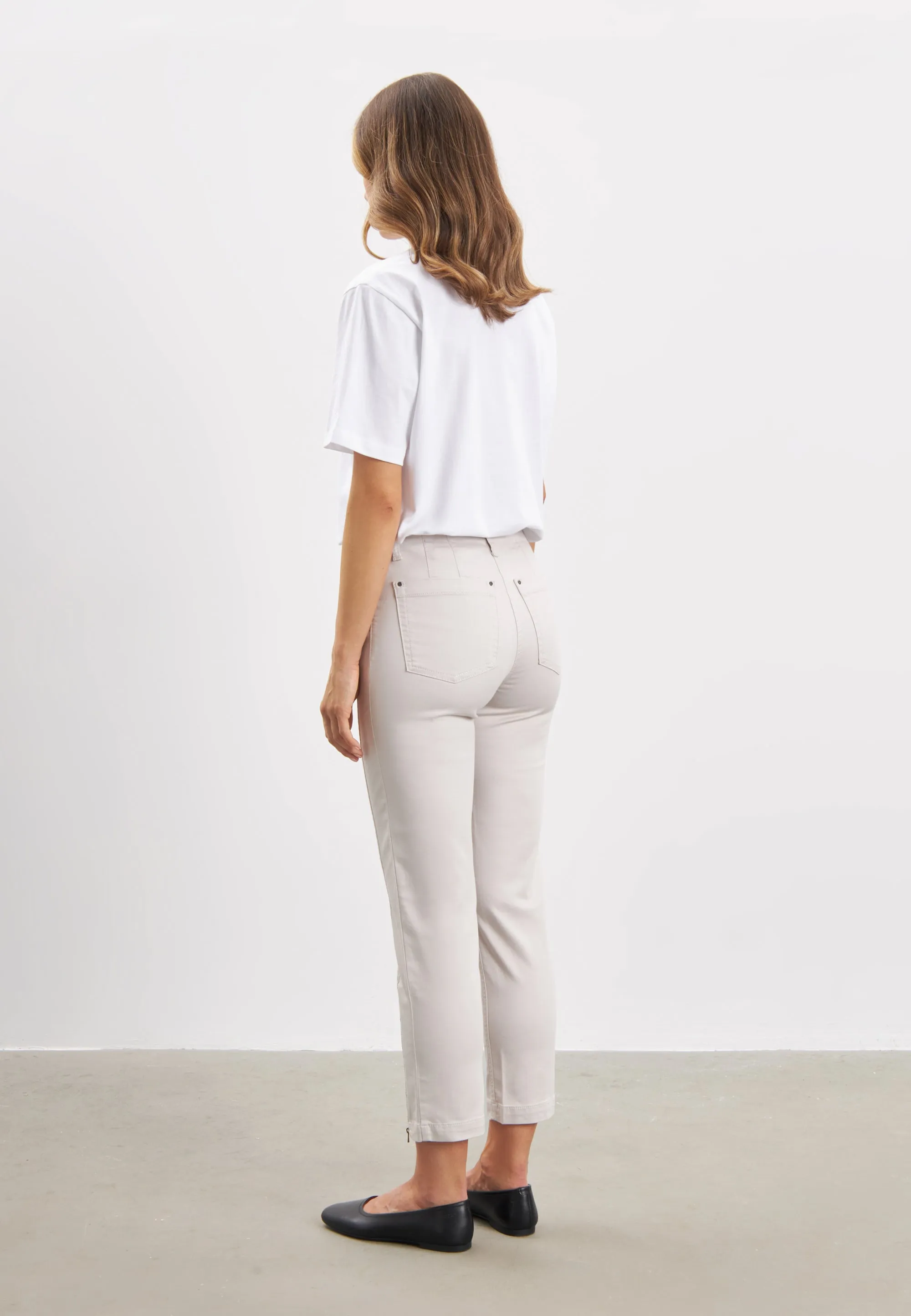 Piper Regular Crop - Grey Sand