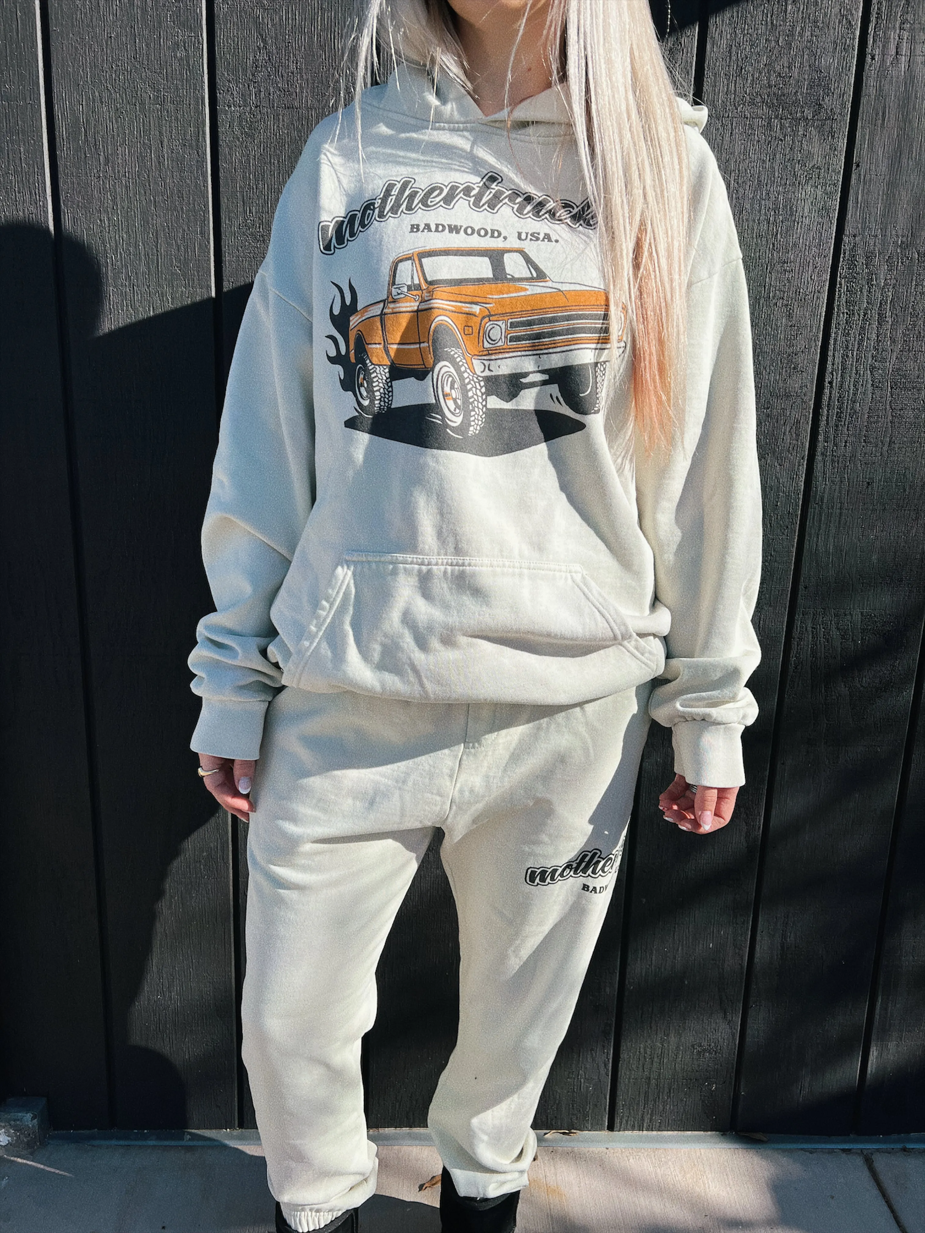 "MOTHERTRUCKER" Sweatpants