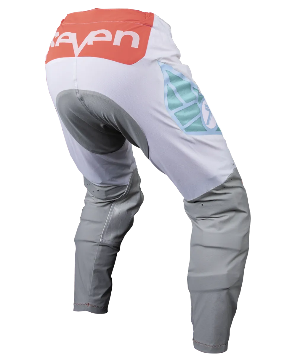 Zero Void Pant - White